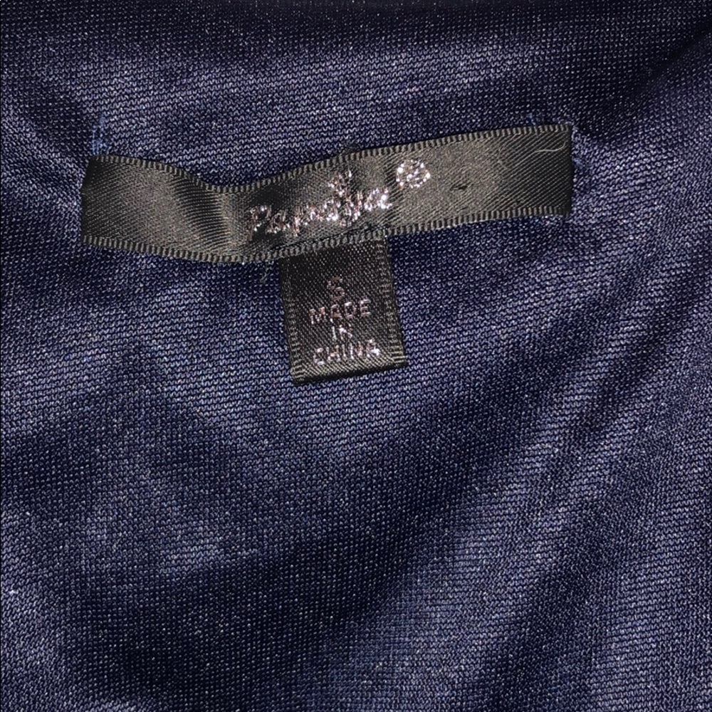 Simple top - Picture 3 of 5
